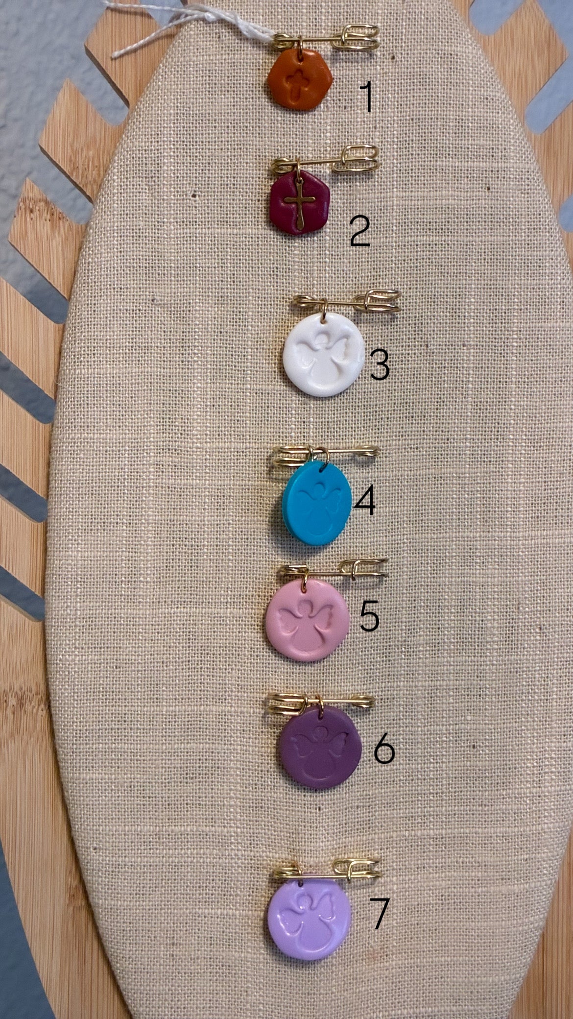 Alfiler cruz o ángel