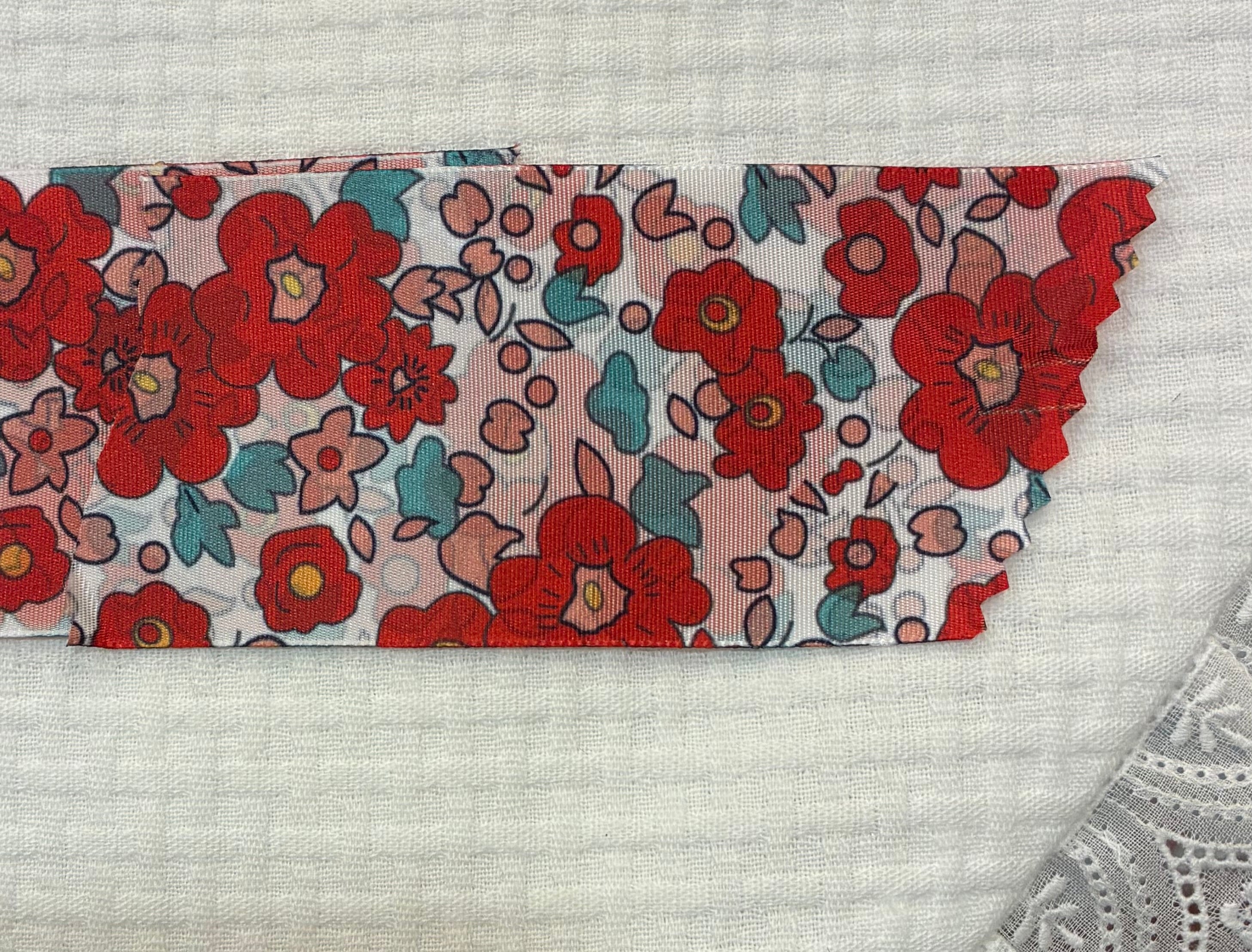 Lazo ancho liberty flor Maxi